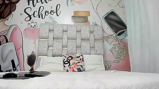 KOURTNEY-- online show from 12, 1, 2025