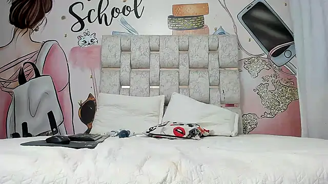 KOURTNEY-- online show from 13, 1, 2025