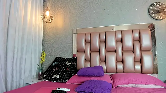 KOURTNEY-- online show from 3, 12, 2025