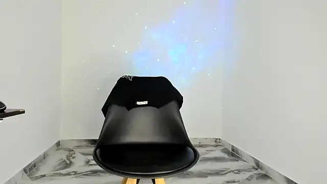 mikee scooth online show from 20, 12, 2025