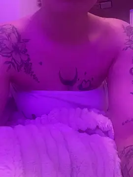 queenlo xxx online show from 23, 12, 2024