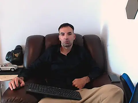 Leo 1617 online show from 10, 10, 2025