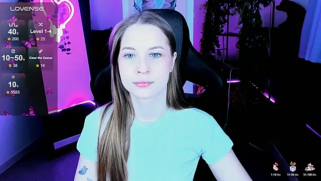 Snapshot of CuteMousee chatting on 1, 11, 2025 CuteMousee online show from 1, 11, 2025