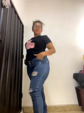 Nadia-melej online show from 25, 11, 2025