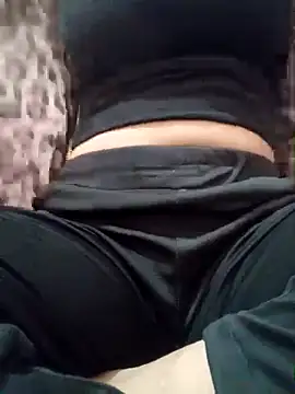 Sucking baby online show from 20, 9, 2025