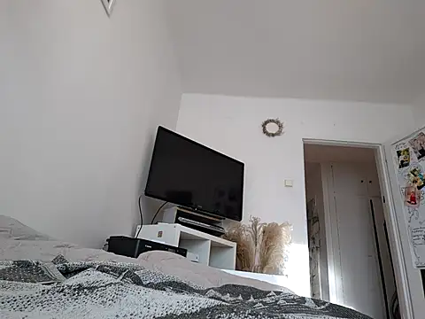 Snapshot of brbrrbrbrb chatting on 23, 2, 2026 brbrrbrbrb online show from 23, 2, 2026