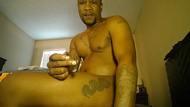 Snapshot of SexxyreddMale chatting on 2, 3, 2025 SexxyreddMale online show from 2, 3, 2025