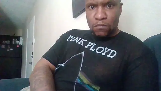 Snapshot of SexxyreddMale chatting on 15, 3, 2026 SexxyreddMale online show from 15, 3, 2026