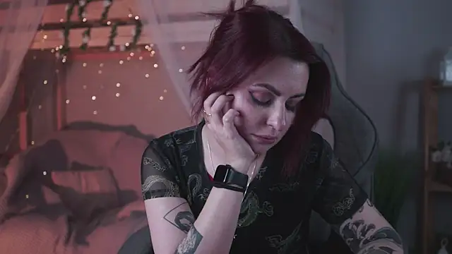 Snapshot of Lana__May chatting on 21, 11, 2025 Lana May online show from 21, 11, 2025