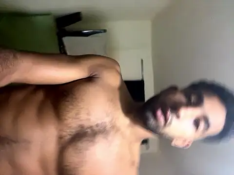 Snapshot of GaaTto chatting on 13, 10, 2025 GaaTto online show from 13, 10, 2025