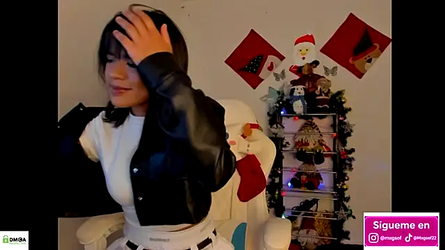 meganthompsonn22 online show from 27, 11, 2025