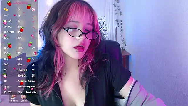 Snapshot of mixie_cute chatting on 14, 1, 2025 mixie cute online show from 14, 1, 2025