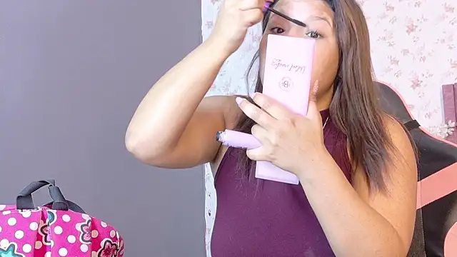 AvrillThomas online show from 19, 10, 2025