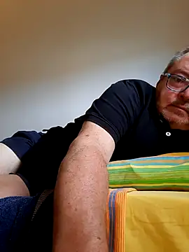 bluangelo online show from 17, 9, 2025