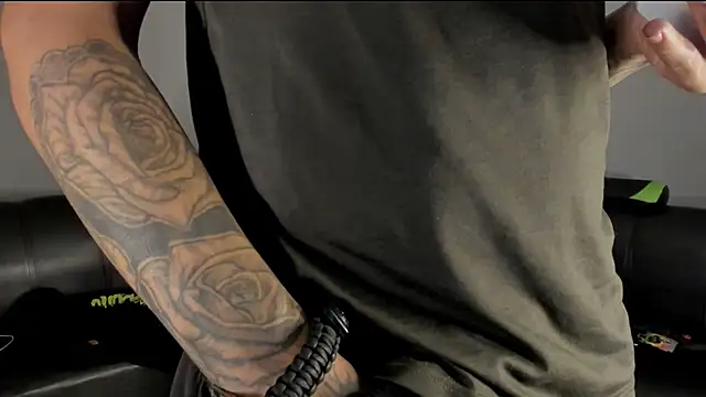 Snapshot of jamesinked_ chatting on 21, 12, 2024 jamesinked online show from 21, 12, 2024