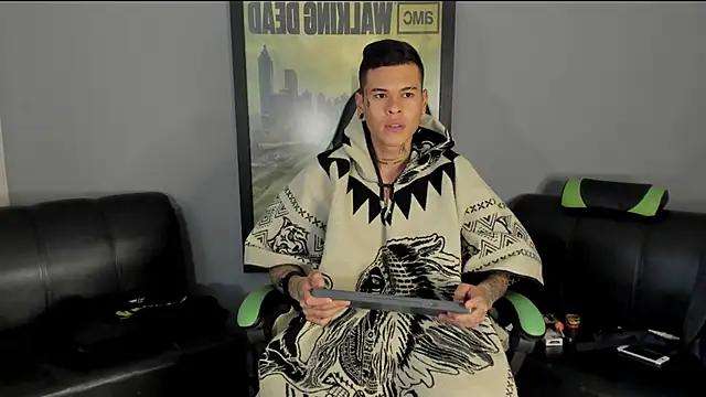 Snapshot of jamesinked_ chatting on 30, 12, 2024 jamesinked online show from 30, 12, 2024