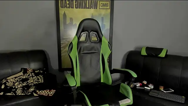 Snapshot of jamesinked_ chatting on 10, 1, 2025 jamesinked online show from 10, 1, 2025