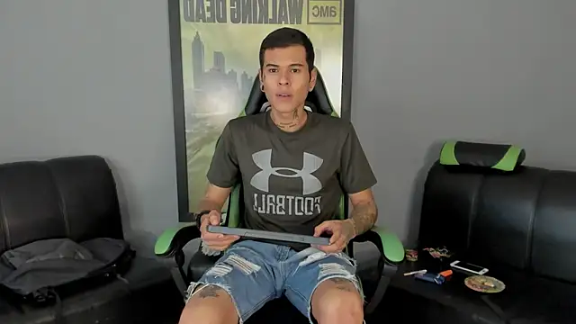 Snapshot of jamesinked_ chatting on 11, 2, 2025 jamesinked online show from 11, 2, 2025