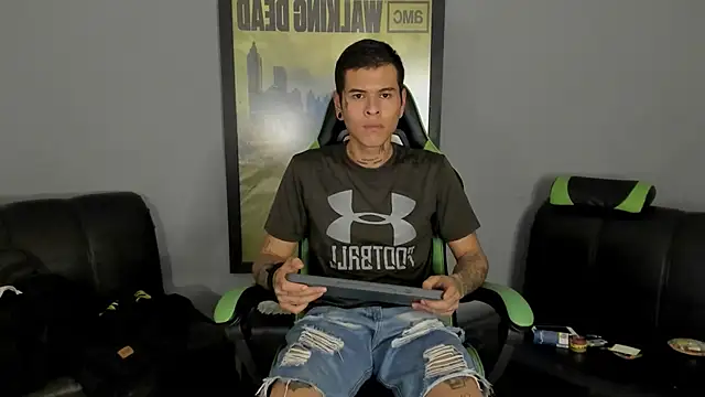 Snapshot of jamesinked_ chatting on 12, 2, 2025 jamesinked online show from 12, 2, 2025