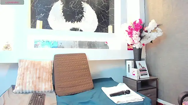 Cinthya mjs online show from 5, 11, 2025