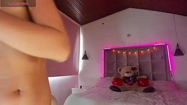 Snapshot of Melody_Ds chatting on 10, 2, 2025 Melody Ds online show from 10, 2, 2025