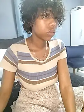 Snapshot of Sweet_nicole98 chatting on 15, 12, 2025 Sweet nicole98 online show from 15, 12, 2025