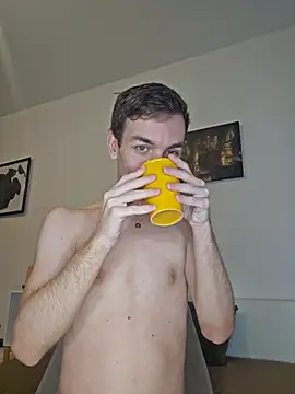 Snapshot of nickdtr chatting on 27, 10, 2025 nickdtr online show from 27, 10, 2025