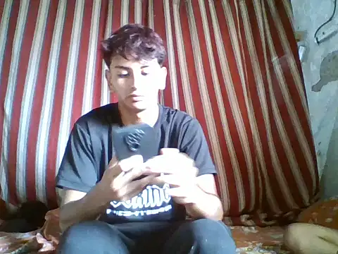 Snapshot of teendotados chatting on 18, 12, 2024 teendotados online show from 18, 12, 2024