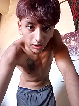 Snapshot of teendotados chatting on 8, 2, 2025 teendotados online show from 8, 2, 2025