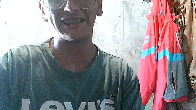 Snapshot of teendotados chatting on 15, 10, 2025 teendotados online show from 15, 10, 2025