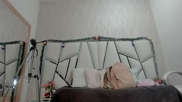 Snapshot of Victoriaa_millers chatting on 23, 11, 2025 Victoriaa millers online show from 23, 11, 2025