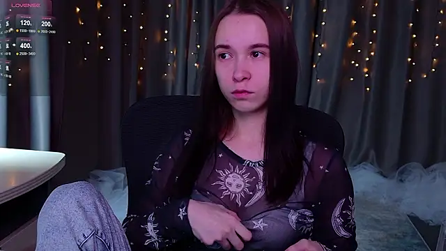 LilithStrangfor online show from 12, 2, 2026