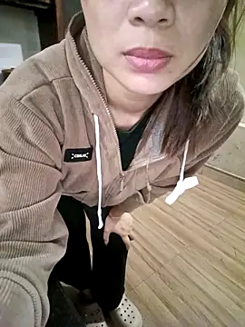 Fuckmehard2xx online show from 11, 11, 2025