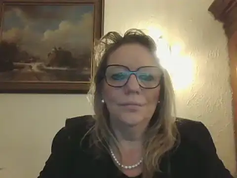 Silkesquirt online show from 16, 1, 2025