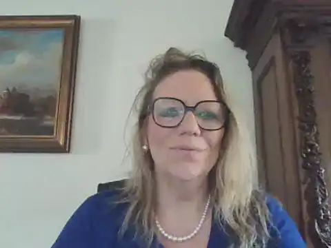 Silkesquirt online show from 21, 2, 2025