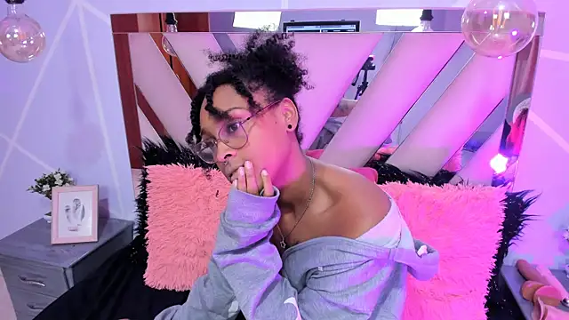 Elith noa online show from 31, 1, 2025