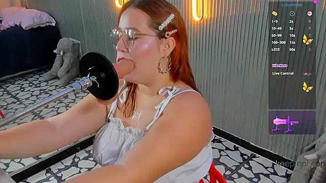 Snapshot of mylittle_princess chatting on 1, 3, 2026 mylittle princess online show from 1, 3, 2026