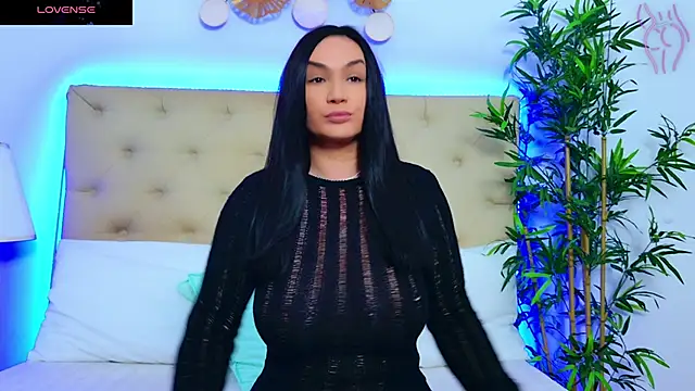 Snapshot of DaliyaArabian chatting on 28, 10, 2025 DaliyaArabian online show from 28, 10, 2025