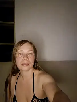 Snapshot of katiestevens chatting on 3, 10, 2025 katiestevens online show from 3, 10, 2025