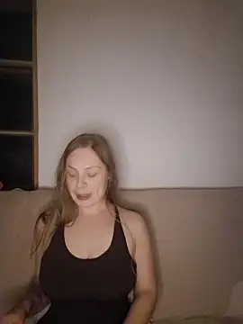 Snapshot of katiestevens chatting on 25, 10, 2025 katiestevens online show from 25, 10, 2025