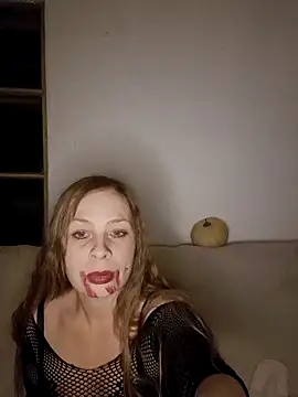 Snapshot of katiestevens chatting on 29, 10, 2025 katiestevens online show from 29, 10, 2025