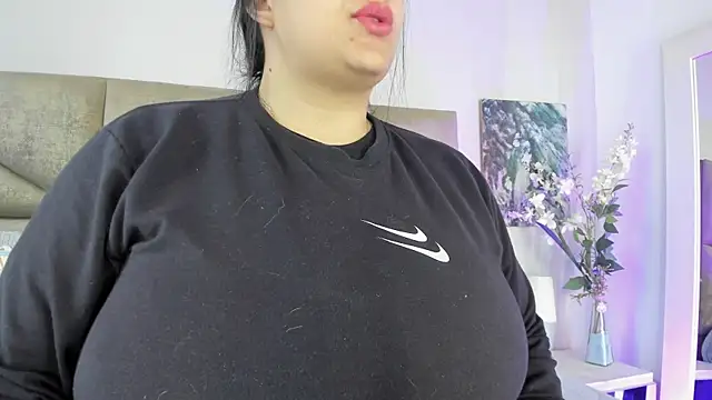 Salomesimos1 online show from 8, 2, 2025