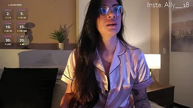 Snapshot of Ally_addams chatting on 4, 2, 2025 Ally addams online show from 4, 2, 2025