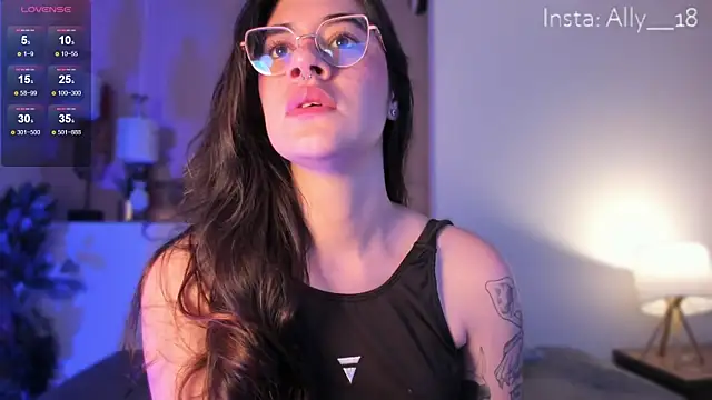 Snapshot of Ally_addams chatting on 10, 3, 2025 Ally addams online show from 10, 3, 2025