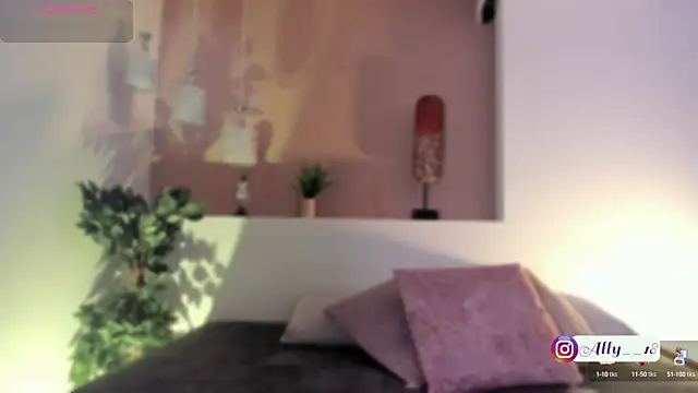 Snapshot of Ally_addams chatting on 25, 9, 2025 Ally addams online show from 25, 9, 2025