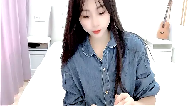 aisha123123 online show from 18, 10, 2025