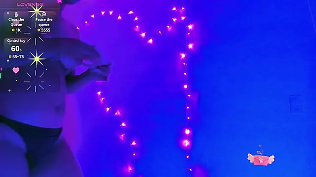 Snapshot of MavyStar chatting on 17, 12, 2024 MavyStar online show from 17, 12, 2024