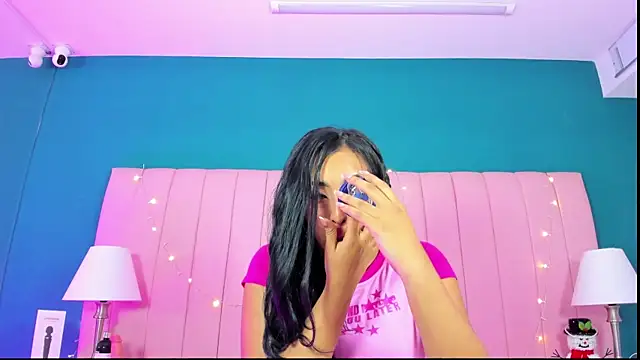 Snapshot of MavyStar chatting on 21, 12, 2024 MavyStar online show from 21, 12, 2024