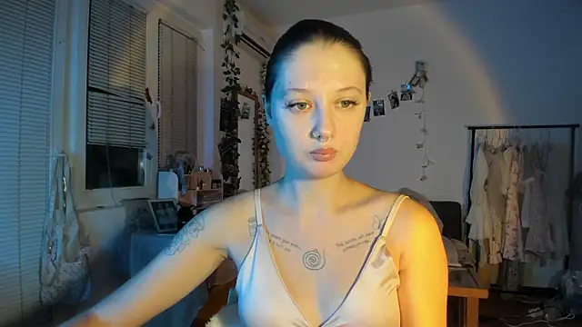 Jenny darling love online show from 4, 11, 2025