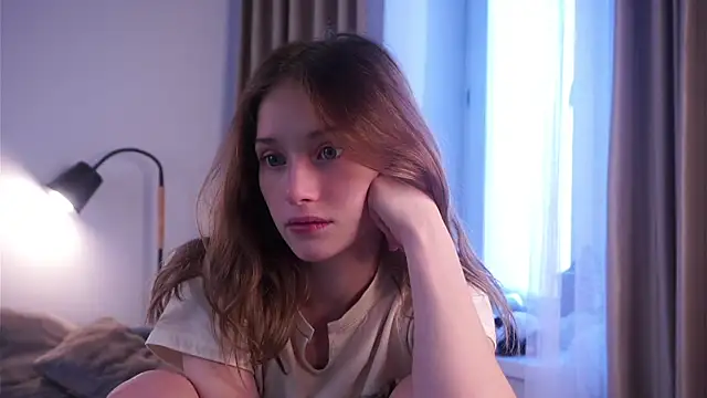 Snapshot of EdlinHargus chatting on 25, 10, 2025 EdlinHargus online show from 25, 10, 2025